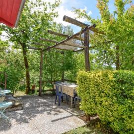 Lovely Home In Deiva Marina With Wifi, hotelli kohteessa Deiva Marina