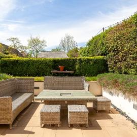 Field House - Stunning 3 Bedroom Home in Kingham!, hotel i Kingham