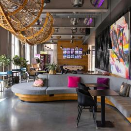 Moxy London Excel, khách sạn ở London