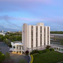 DoubleTree by Hilton Virginia Beach