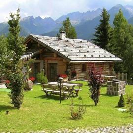 Typical Cottage in Bellamonte Italy with bubble bath, hotel u gradu 'Bellamonte'