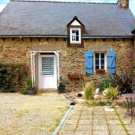 Cottage Lavandes et Cottages Roses, hotel en Crédin