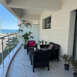 EER Beach Studios Mamaia