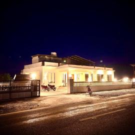 The Lavish Hotel, hôtel à Skardu