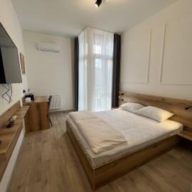 FOX Hostel, хотел в Николайев