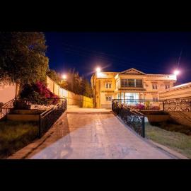 Alarin Villa