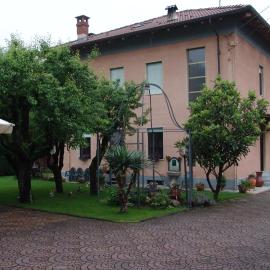 La Giara, hotel v destinaci Castiglione Torinese