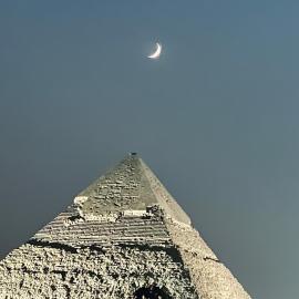 Star vysta pyramids view inn, hotell i Ghaţāţī