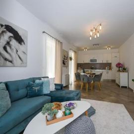 Villa Anita - Five Bedroom Villa with Swimming pool