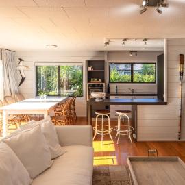 Viletta Hauraki by Waiheke Pure
