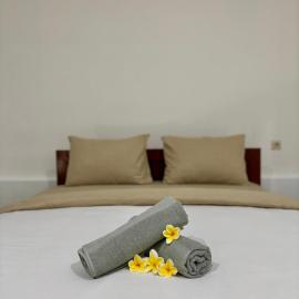 Dimas Cottage, hotel en Senaru