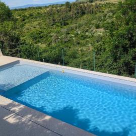 Gîte avec piscine en sud Ardèche - Lou Quieou