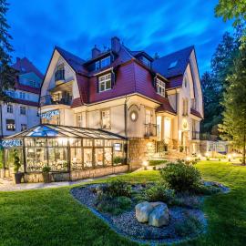 Villa Alina Medical SPA, hotel in Polanica-Zdrój