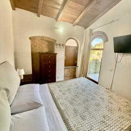 Casa vacanze Elena, hotel u gradu Rometta