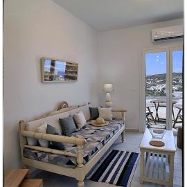 Theasis Sifnos Apartments, hotel di Platis Yialos Sifnos