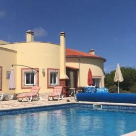 Casa Shally, hotel a Usseira
