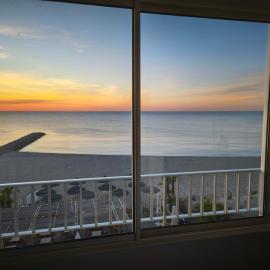 Appartement 50 m2 climatisé en front de mer, plage à 10m