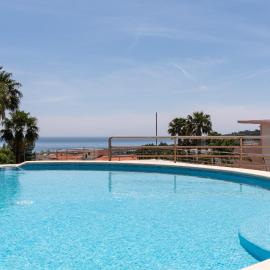 BmyGuest - Sesimbra Palames Beach & Pool Apartment