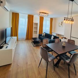 Milan Luxury Apartaments XI#cartier Tudor, hotell sihtkohas Corunca