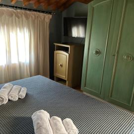 The Tower, hotel em Torreglia