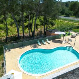 Hotel Les Rocailles, hotel in Montagnac