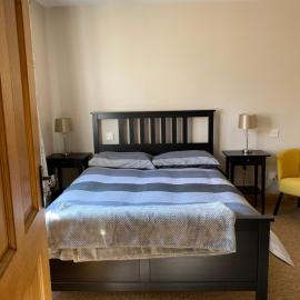 Meadow Lanes Little Studio B&B, khách sạn ở Wicklow