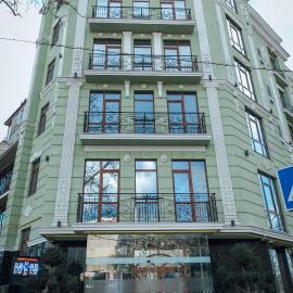 Alice Place Hotel, hotel di Odessa