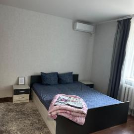 Апартаменти на Надпільній поруч з центром, hotel i Tjerkasy