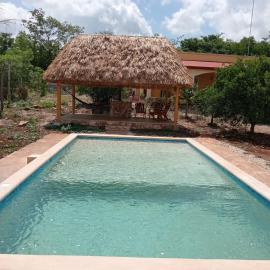 Rancho Camote - Frida 1 bedroom, hotel en Chichimilá