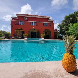 Casa Rojas Villa