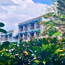 Sola Bed and Breakfast, hotel em Laoag