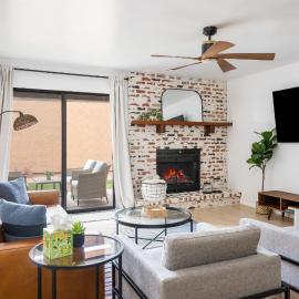 Stylish Condo in Village Oak Creek with Pool and Hot Tubs, viešbutis mieste Sedona