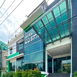 Urbanview Hotel Cosmo Jambi