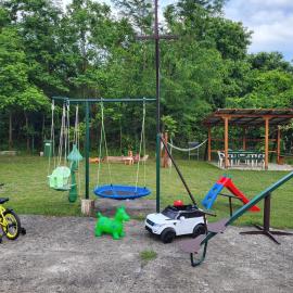 Apartmani Eli SA DVORIŠTEM