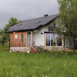 Holiday home Ivano, hotel in Korenica