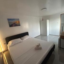 Tiny Hub, hotel v destinaci Costineşti