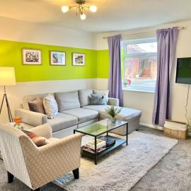 Families, Contractors - 3 Bedrooms - Garden - Fully equipped house