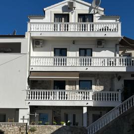Apartments Goga