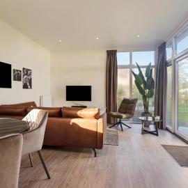 Luxe Chalet Inn Hulshorst op de Veluwe aan het water!, хотел в Hulshorst