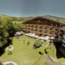 Hotel Sonnalp, hotel di Kirchberg in Tirol