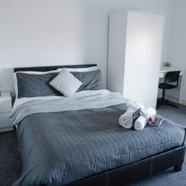 Contemporary Private Bedroom Retreat