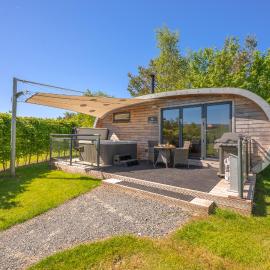 Brownthwaite Luxury Pod with Hot Tub at Fell View Park Kirkby Lonsdale