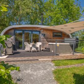 Ellerbeck Luxury Pod with Hot Tub at Fell View Park Kirkby Lonsdale, hotel en Kirkby Lonsdale
