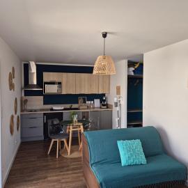 Charmant logement neuf, hotel a Hourtin