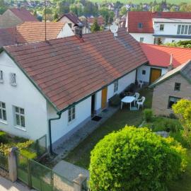 Holiday Home Praskolesy by Interhome, hotel in Praskolesy