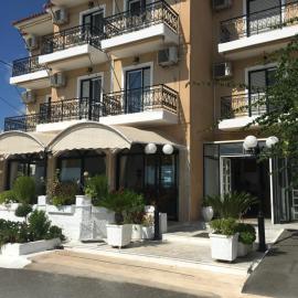 Porto Finissia, hotel en Finikounta