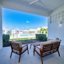 Sunset Point: Chic Meets Luxury, hotel u gradu West Bay