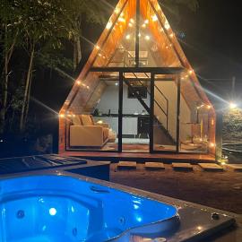 Chalé Manga Larga,Refúgio Romântico em Itaipava, hotel in Itaipava