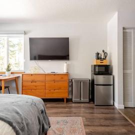 The Lookout Loft Great views and King Sized Bed, hotel in Kirkwood
