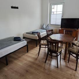 MiCasa TuCasa - große 3-R Wohnung Leipziger Neuseenland Atlas, hotel v destinácii Borna